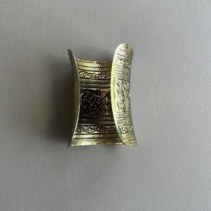 Cuff bracelet